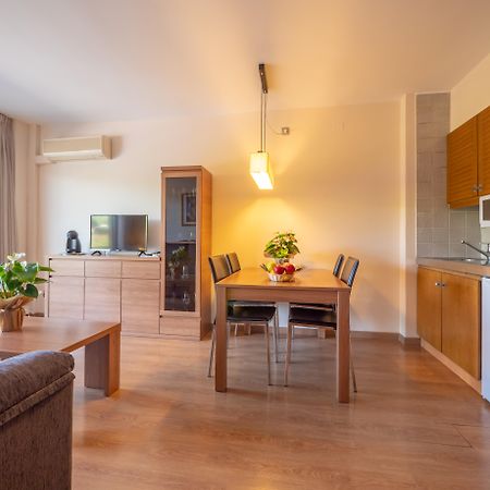 Aparthotel Golf Beach Pals Bagian luar foto
