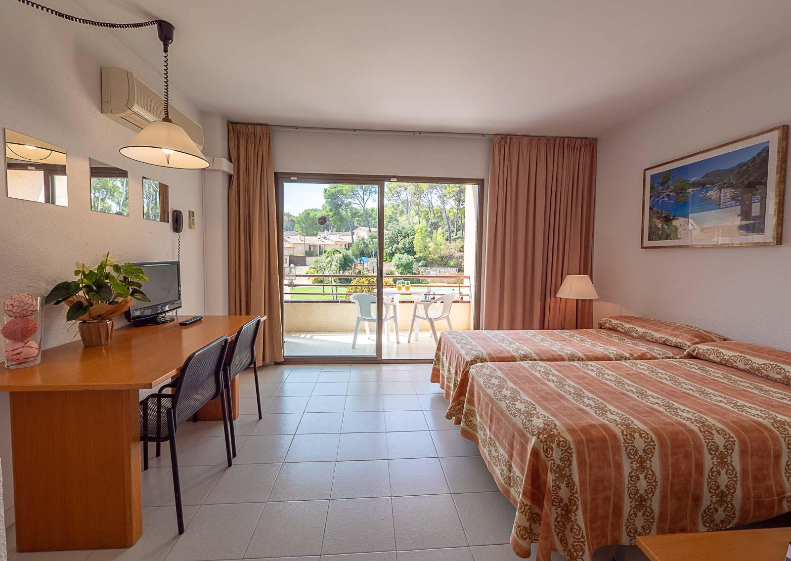 Aparthotel Golf Beach Pals Bagian luar foto