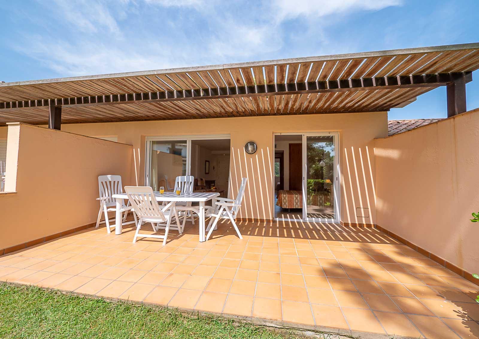 Aparthotel Golf Beach Pals Bagian luar foto